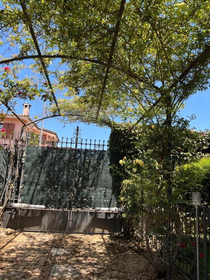 Apartamento L'Essenziale Pula Exterior foto